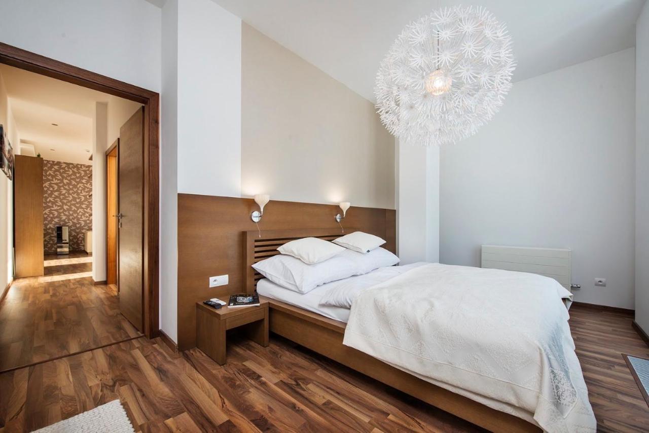 Apartman Viktoria, Apartment House Oliver Štrbské Pleso Exteriör bild